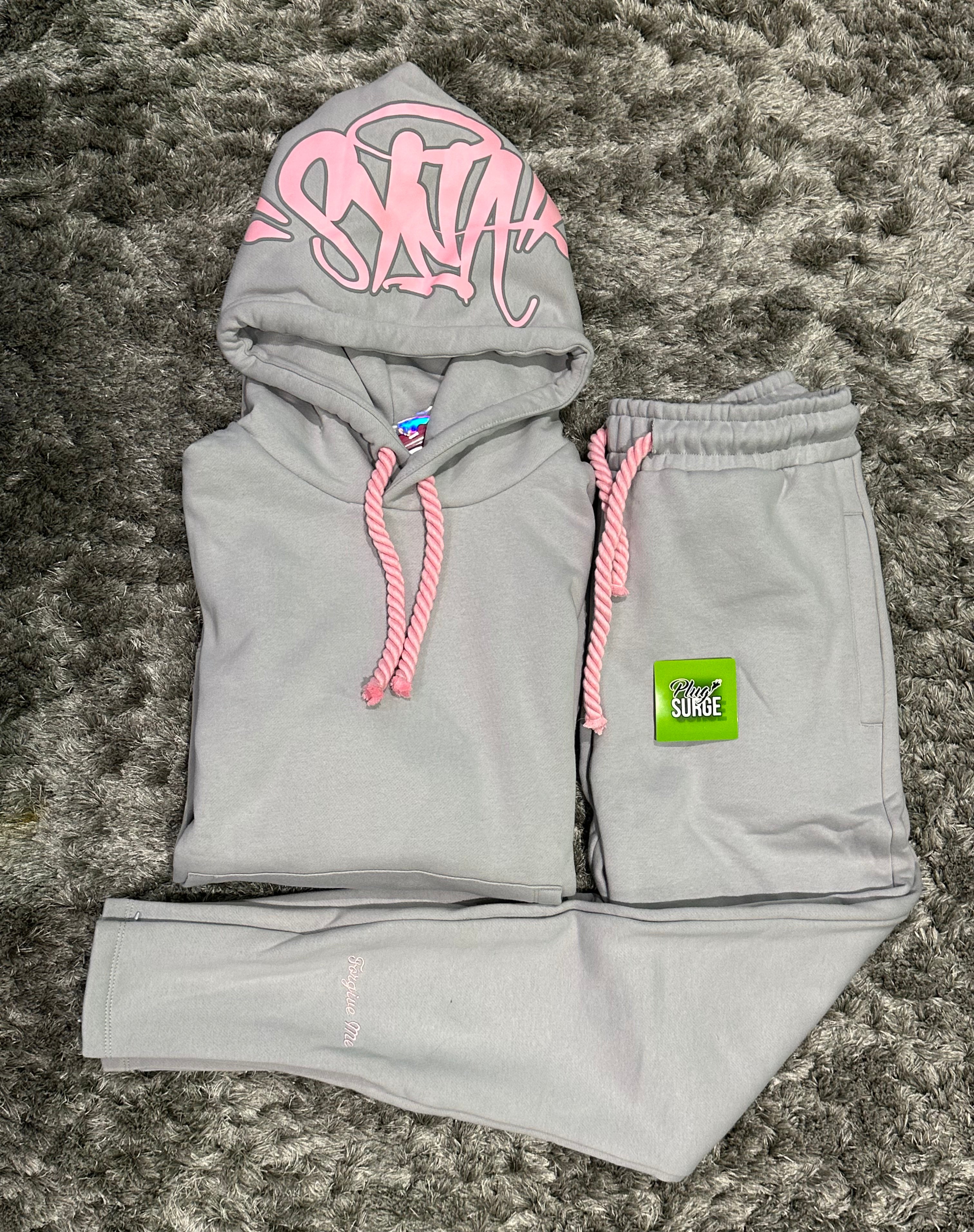 Syna World Tracksuit - Grey/Pink